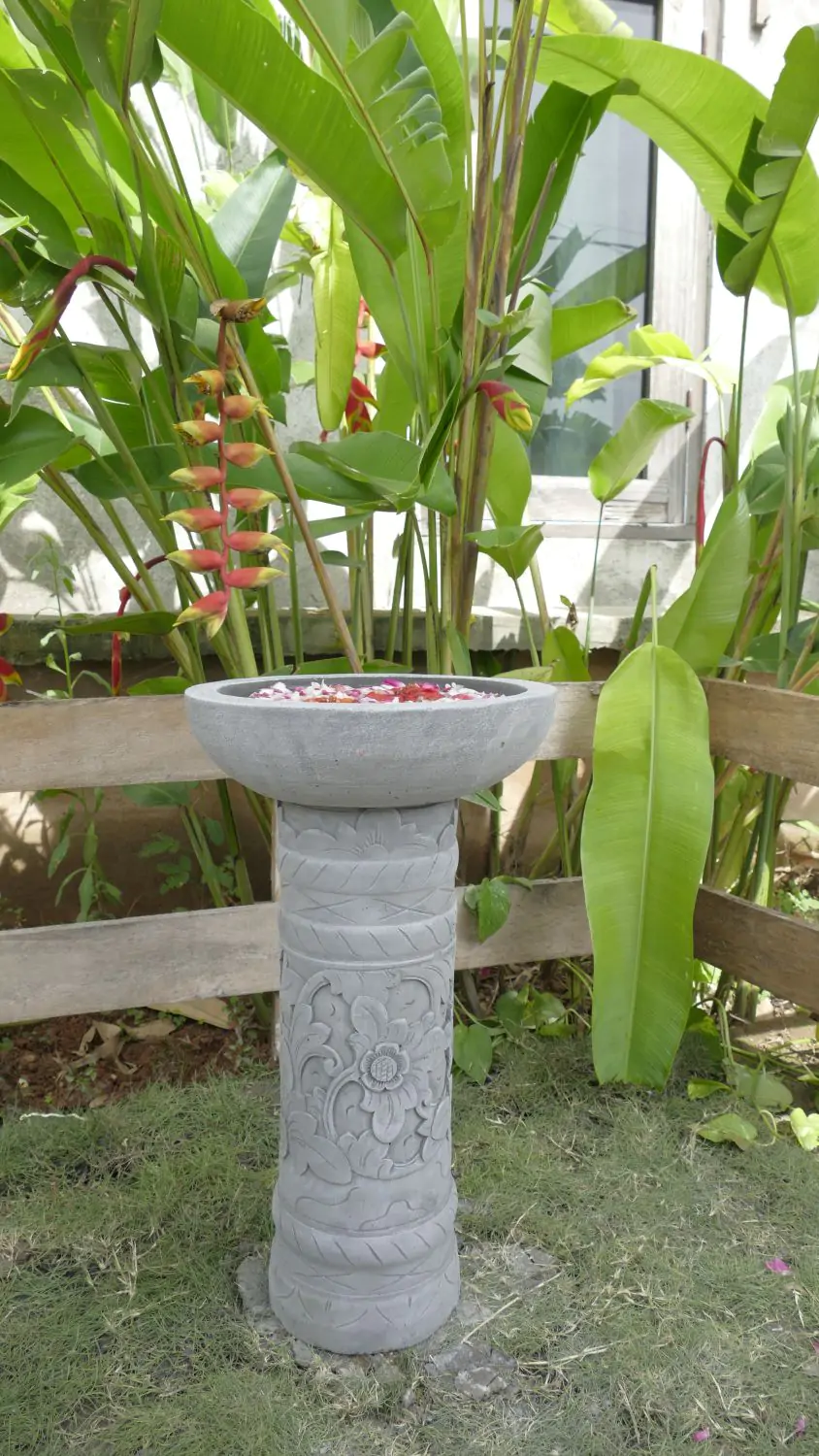  Product image 5 of the product “Batur - Straight pedestal with flower motif, Ø 15cm, 45cm H | cast stone ”
